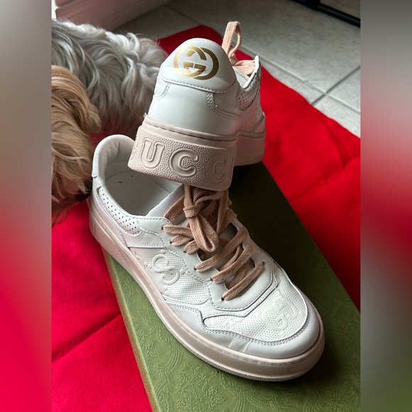 Gucci shoes GG lightly used, they were too small for me to wear with tights - Picture 9 of 14